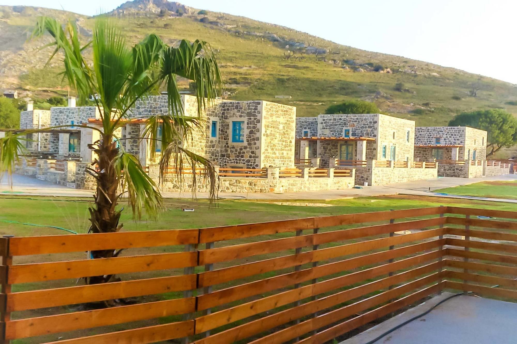 H Hotel Pserimos Villas Pserimos Town Exterior photo